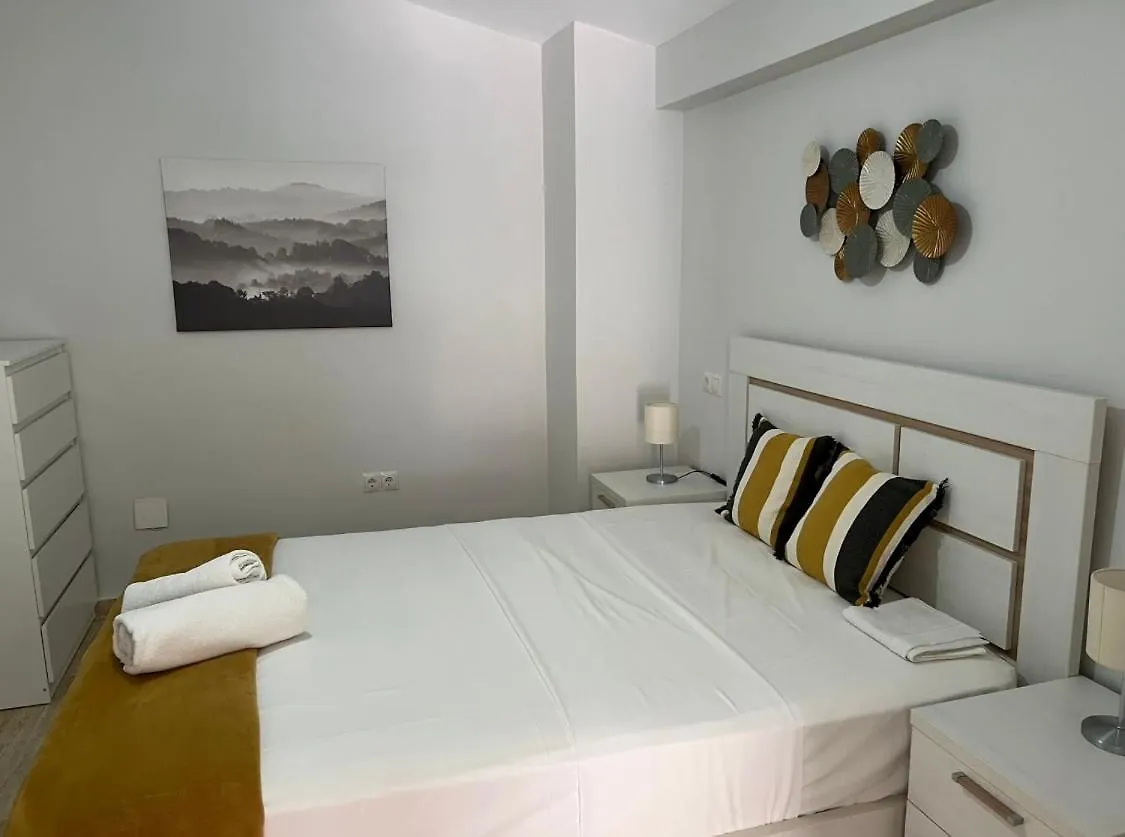 Las Palmeras Benalmádena 0*,  España