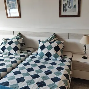 Cozy With First Line Seaview In Perfect Location, Near The Marina , Benalmádena Espagne